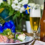 Szwedzkie skarby kulinarne: 5 potraw, które musisz spróbować podczas wakacji